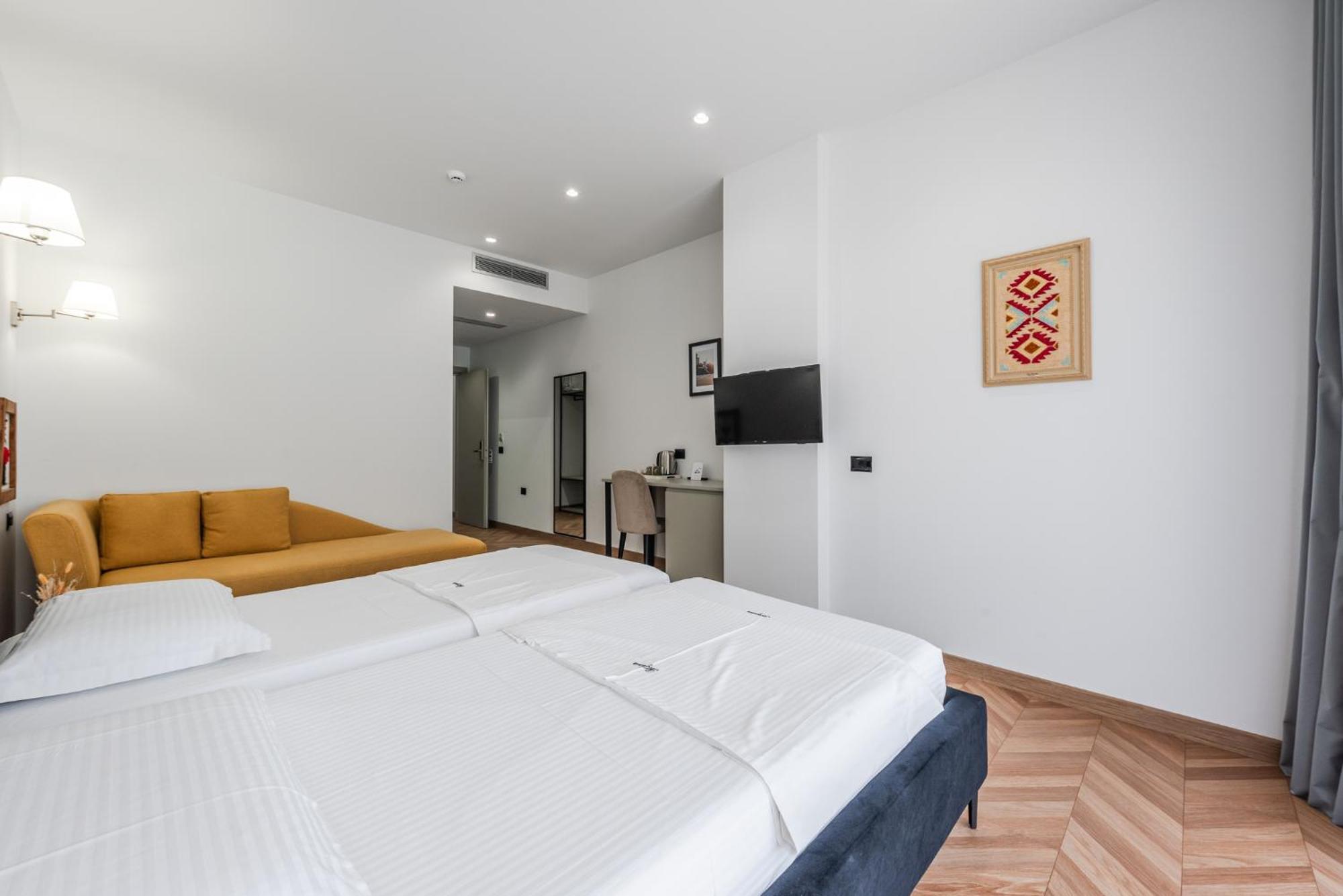 Hotel Polifonia Wlora Zewnętrze zdjęcie