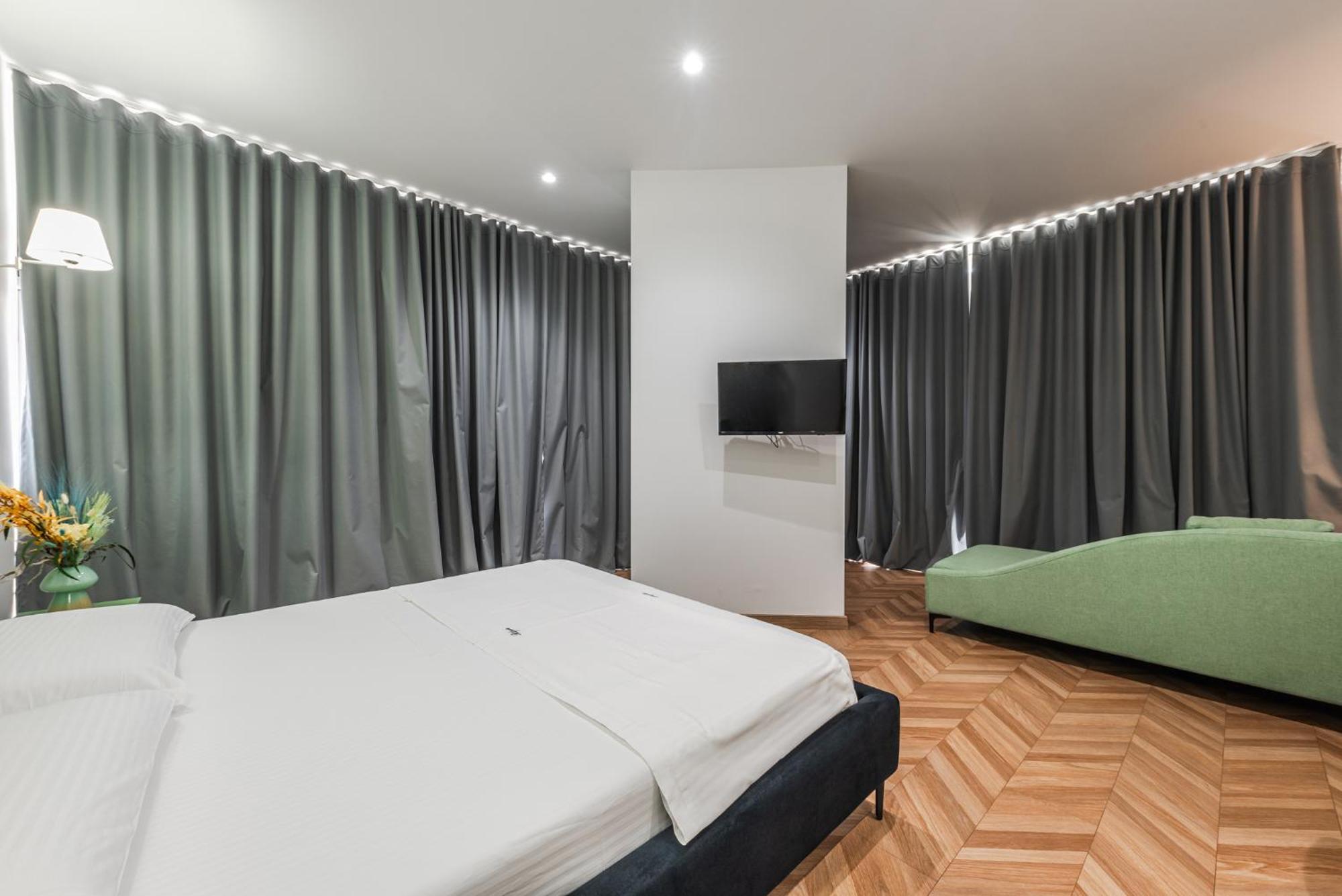 Hotel Polifonia Wlora Zewnętrze zdjęcie