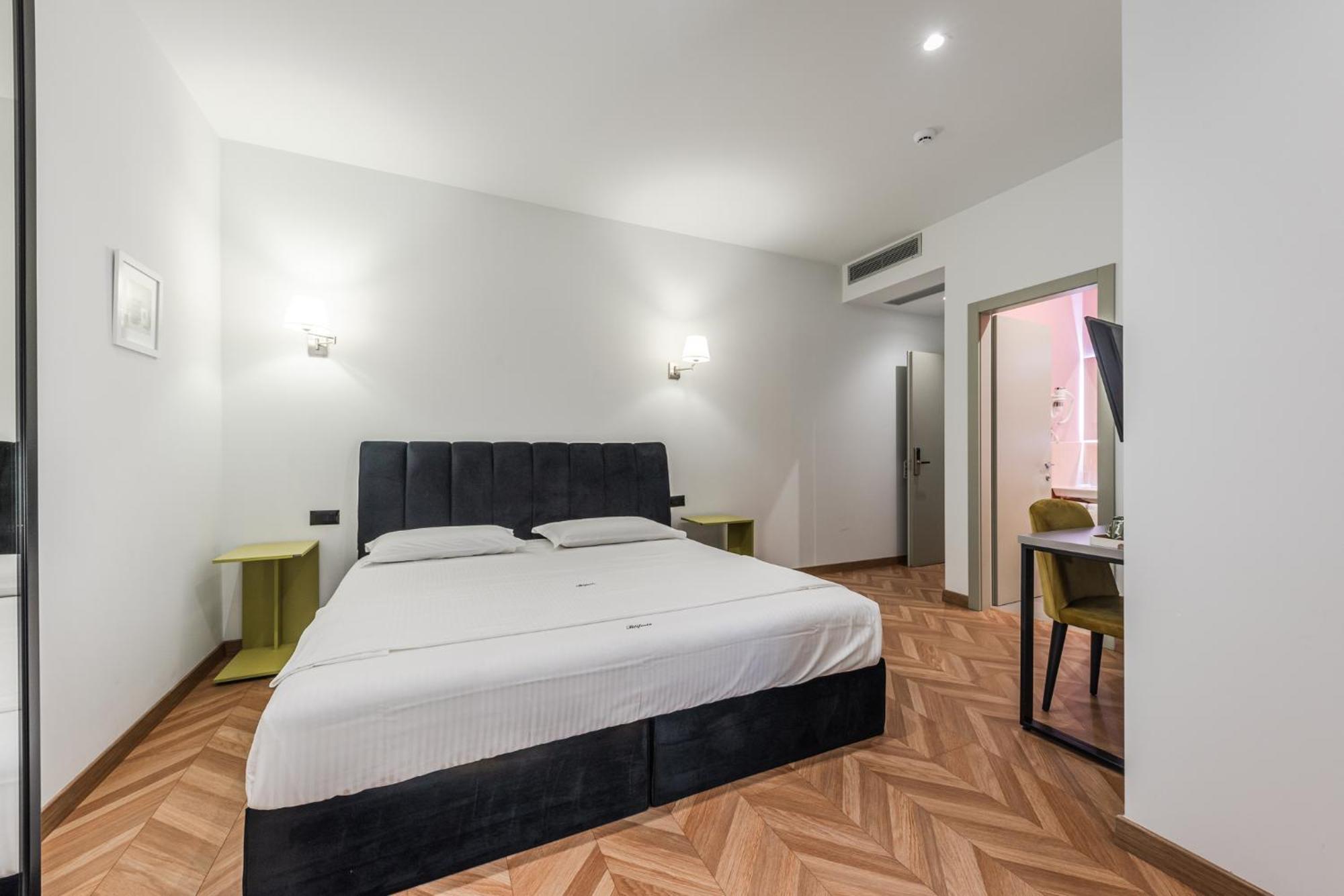 Hotel Polifonia Wlora Zewnętrze zdjęcie